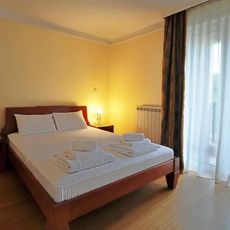 Апартаменты Sunny Hill & Aqua Park