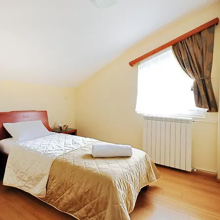 Sunny Hill & Aqua Park Врнячка-Баня