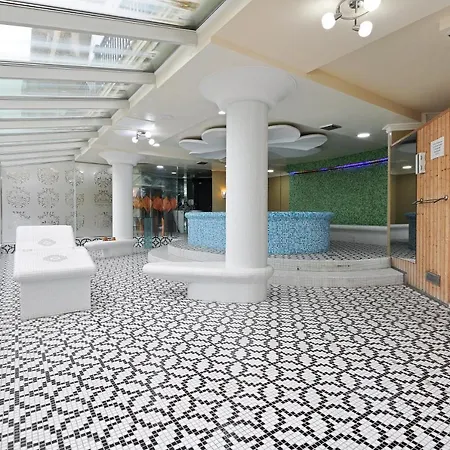 Sunny Hill & Aqua Park Апартаменты