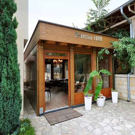 Sunny Hill & Aqua Park Апартаменты