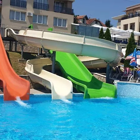 Sunny Hill & Aqua Park * Врнячка-Баня
