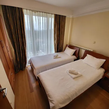 Sunny Hill & Aqua Park Врнячка-Баня