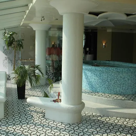 Sunny Hill & Aqua Park