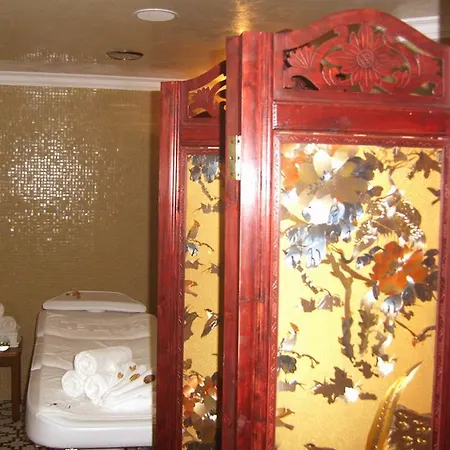 Sunny Hill & Aqua Park