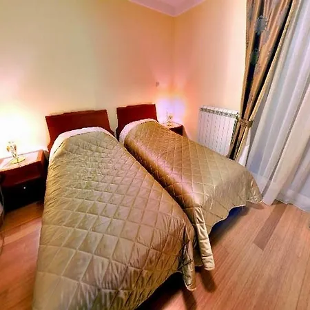 Sunny Hill & Aqua Park Апартаменты *