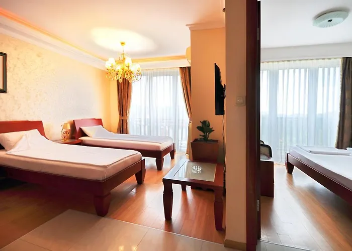 Sunny Hill & Aqua Park *