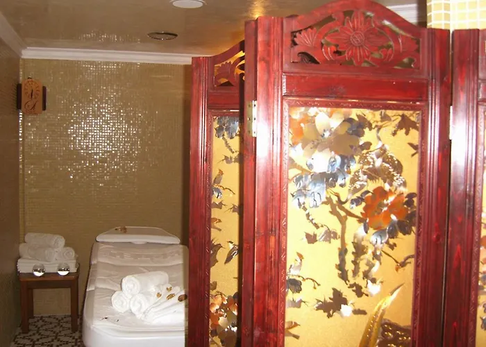 Sunny Hill & Aqua Park